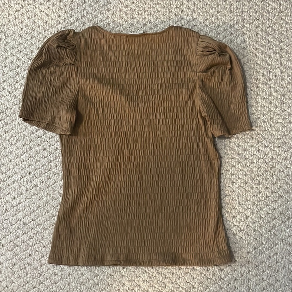A new day shirred top - Picture 4 of 4